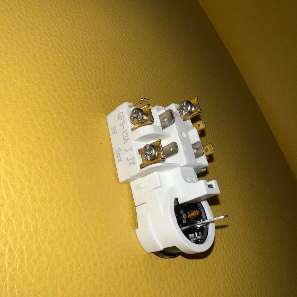 Реле QP3-12A J JX для компрессора Jiaxipera T1114YB