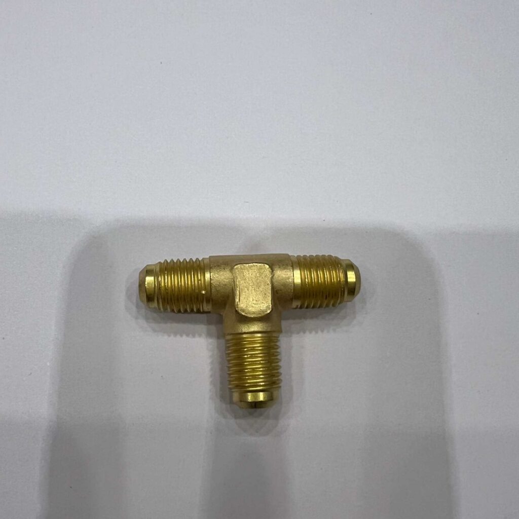 Тройник соединительный  м1/4хм1/4хм1/4
