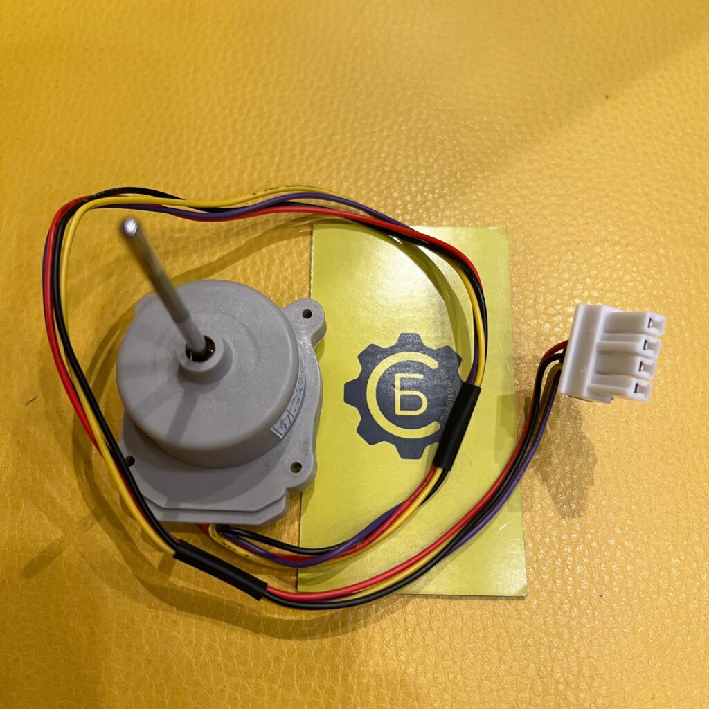 Вентилятор ODM-056F-13  DC 12V  1А