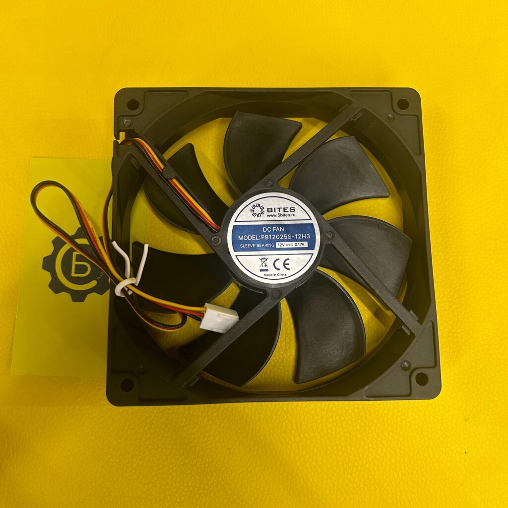 Вентилятор FB12025S 12V 0.17A (3 провода)